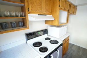 cups_glasses_kitchen_alcohol_rehab_san_diego cups glasses kitchen alcohol rehab san diego